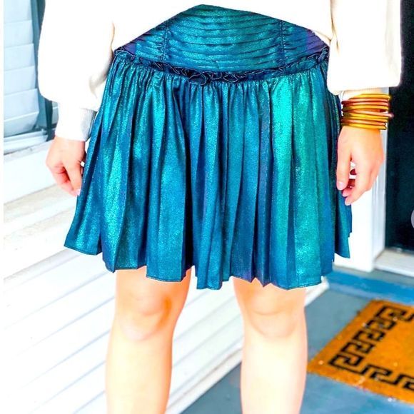 🆕 NWT ✨CURRENT AIR✨METALLIC GREEN PLEATED MERMAID MINI SKIRT - Picture 6 of 8